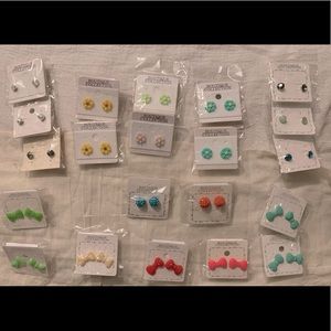 Acrylic Stud Earrings 3 for $10, 5 for $15, you pick ‘em